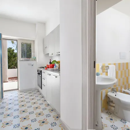 Casa Schiattarella 3* קאפרי